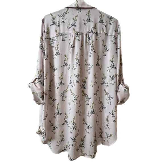LOFT Petite Button Front Delicate Floral Roll Tab Long Sleeve Blouse Sz XSP - Picture 5 of 10